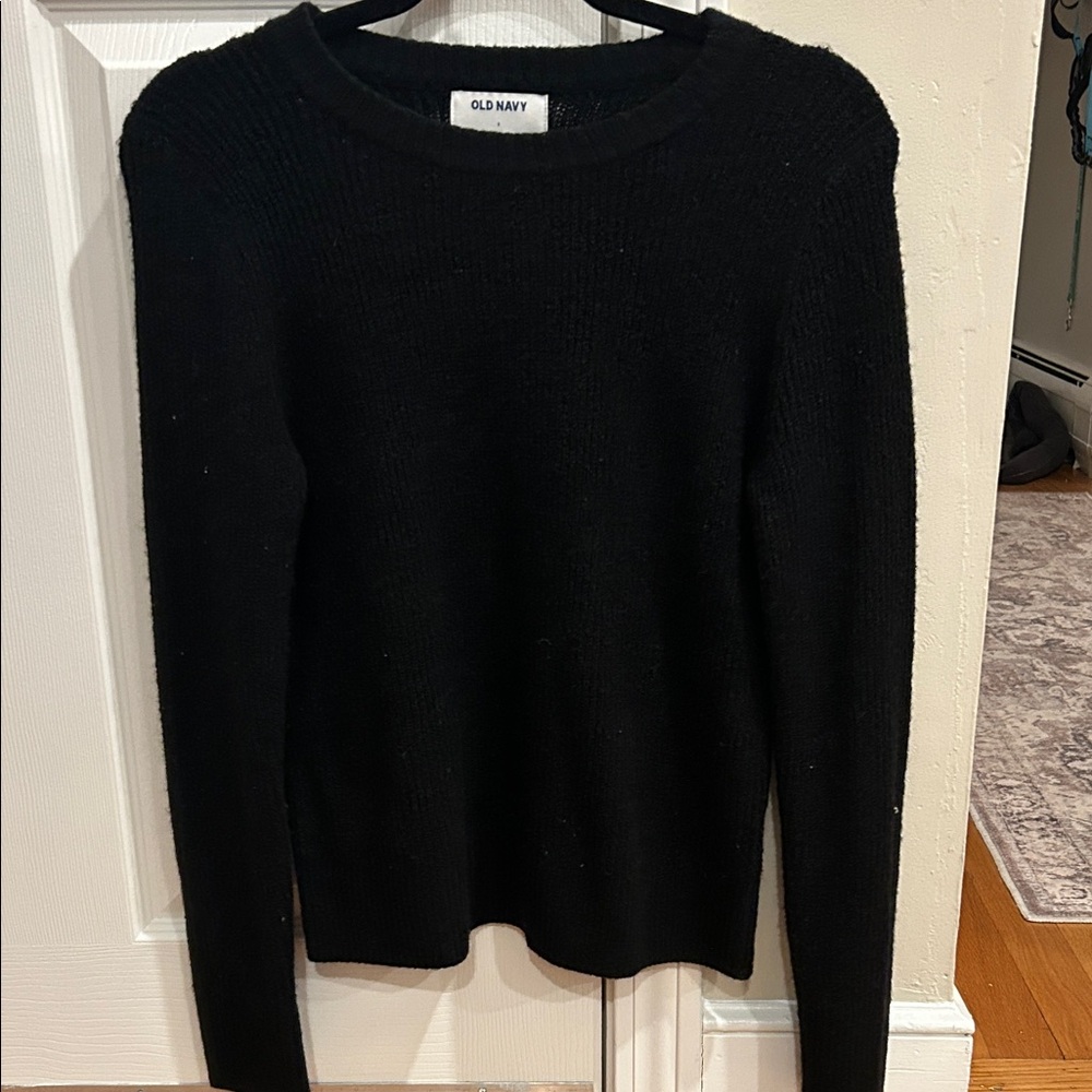 Old Navy Women's Classic Black Crew Neck Sweater